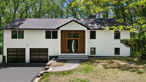 20 Howard Rd, Maynard, MA, 01754-1556 | Card Image