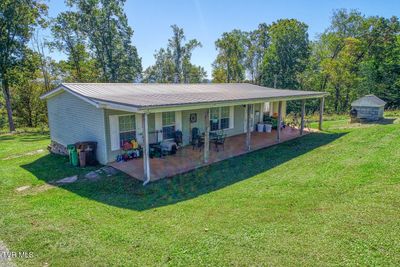 334 Cobb Road, House other with 3 bedrooms, 2 bathrooms and null parking in Surgoinsville TN | Image 2