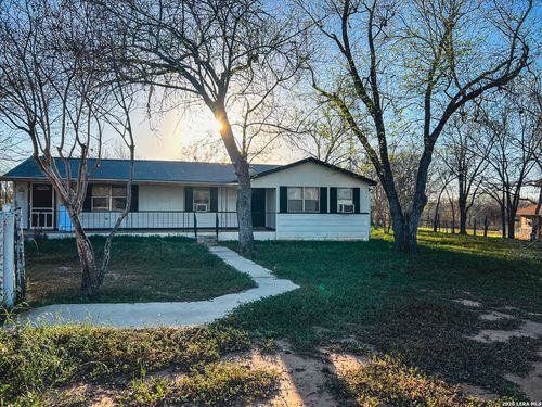1207 El Paso St, Stockdale, TX, 78160 | Card Image