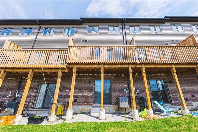 29 - 61 Soho St, Townhouse with 3 bedrooms, 3 bathrooms and 2 parking in Stoney Creek ON | Image 36