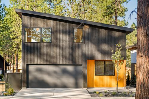 lot-152-631 W Seedling Ln, Sisters, OR, 97759 | Card Image