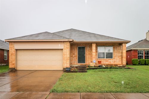 900 Plumeria Dr, Arlington, TX, 76002-2401 | Card Image