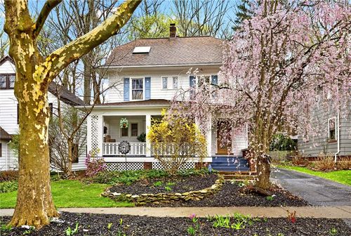 31 Highland Pkwy, Rochester, NY, 14620-2503 | Card Image