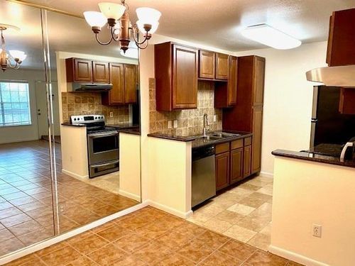 8-2350 Bering Dr, Houston, TX, 77057-4728 | Card Image