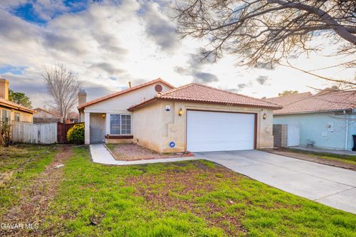 622 E Avenue J-11, Lancaster, CA, 93535 | Card Image