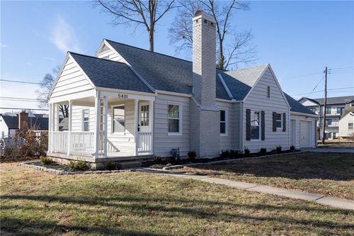 5401 W 58th St, Roeland Park, KS, 66205-2855 | Card Image