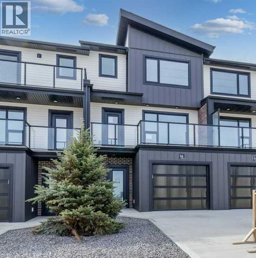 16 Violet Point, Sylvan Lake, AB, T4S0X1 | Card Image