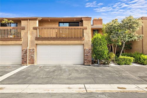 d-2286 Pacific Ave, Costa Mesa, CA, 92627-4825 | Card Image