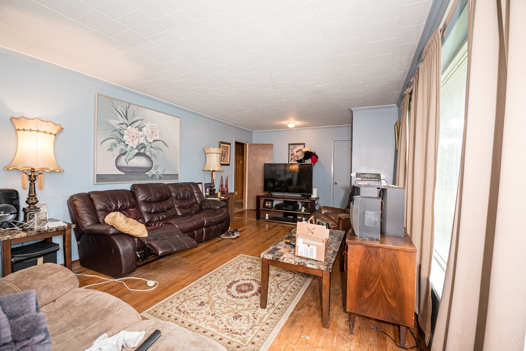 Residential in Abbeville 4