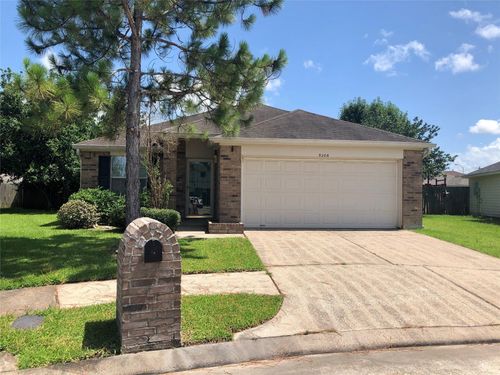 5206 Sage Cir, Baytown, TX, 77521-8253 | Card Image