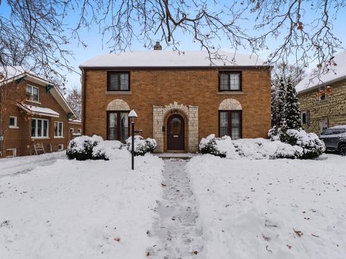 1025 N 15th Street, Manitowoc, WI, 54220 | Card Image