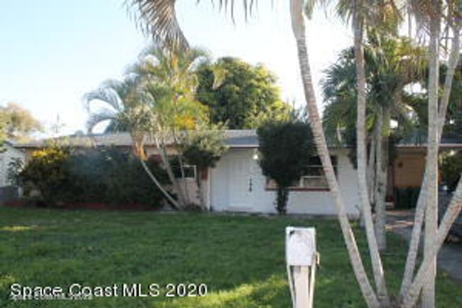 118 E Osceola Ln, House other with 3 bedrooms, 2 bathrooms and null parking in Cocoa Beach FL | Image 15
