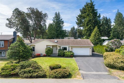 6413 Dover Rd, Nanaimo, BC, V9V1A7 | Card Image