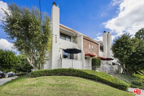 28-6540 Hayvenhurst Ave, Van Nuys, CA, 91406-5722 | Card Image