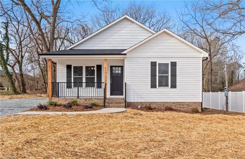 619 Stokesburg Rd, Walnut Cove, NC, 27052-9303 | Card Image