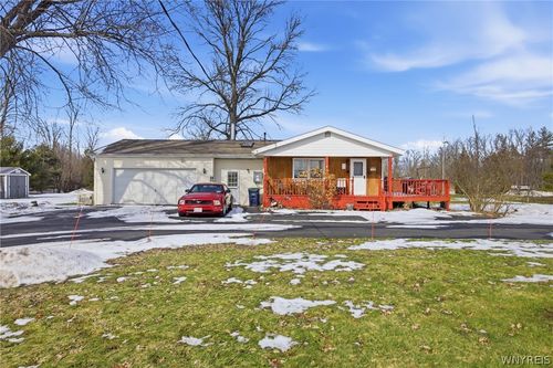 3323 New Rd, Ransomville, NY, 14131-9652 | Card Image