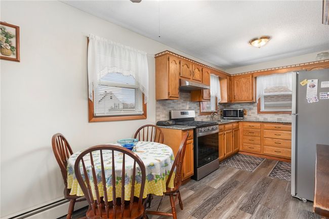 70 Silver Spring Ave, House other with 3 bedrooms, 1 bathrooms and 6 parking in Riverside RI | Image 13
