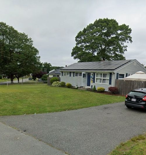 168 Windsor St, Fall River, MA, 02723-3610 | Card Image