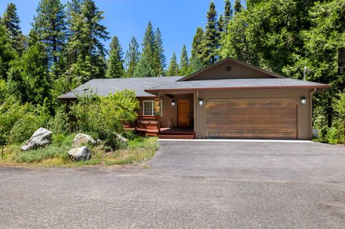 27040 Summerhill Dr, Pinecrest, CA, 95364-8812 | Card Image