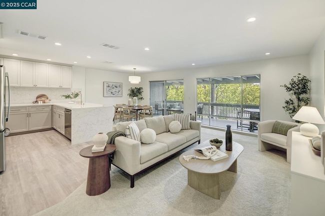 APT-5 - 1217 Running Springs Rd, Condo with 2 bedrooms, 1 bathrooms and 1 parking in Walnut Creek CA | Image 4
