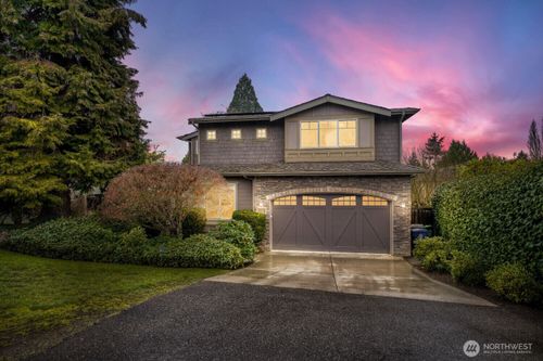 1643 2nd Street, Kirkland, WA, 98033 | Card Image