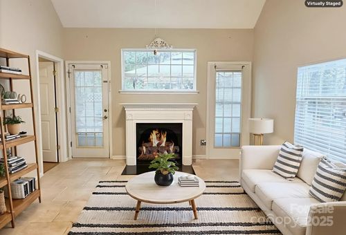 8640 Robinson Forest Dr, Charlotte, NC, 28277-2302 | Card Image