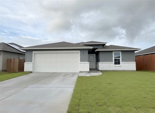 9121 Neena Dr, Corpus Christi, TX, 78410-1001 | Card Image