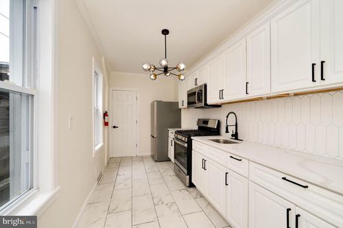736 Lance Pl, READING, PA, 19604-2526 | Card Image