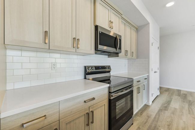 1201 - 220 Seton Grove Se, Condo with 2 bedrooms, 2 bathrooms and 1 parking in Calgary AB | Image 6