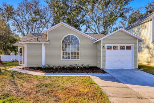 3703 43rd Ave W, BRADENTON, FL, 34205-2342 | Card Image