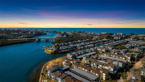 21-1 Windrush Blvd, INDIAN ROCKS BEACH, FL, 33785-2641 | Card Image