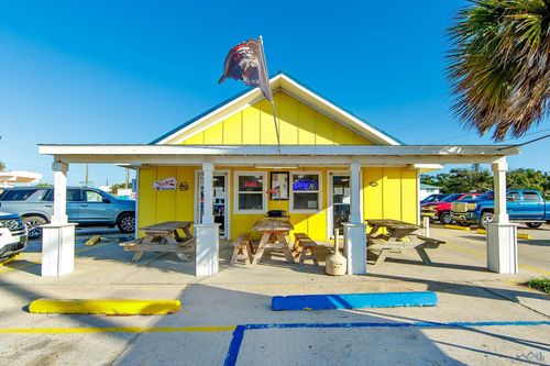 3027 Highway 1, Grand Isle, LA, 70358-9730 | Card Image