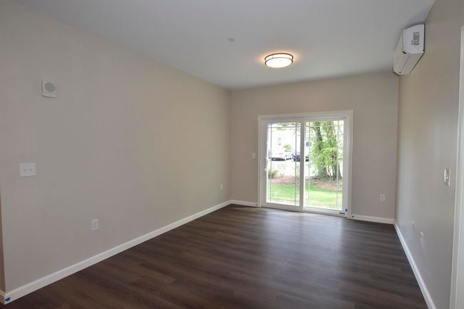 101 - 217 Rockingham Rd, Condo with 2 bedrooms, 1 bathrooms and null parking in Londonderry NH | Image 4