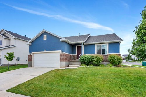 109 W 930 N, Santaquin, UT, 84655-4702 | Card Image