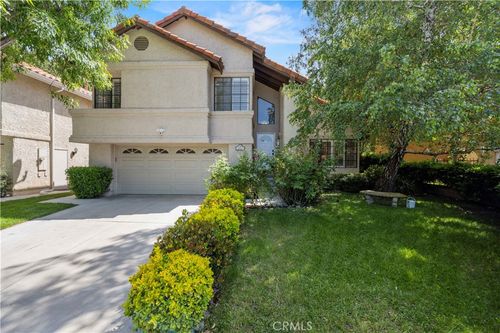 24103 Clearbank Ln, Newhall, CA, 91321-3945 | Card Image