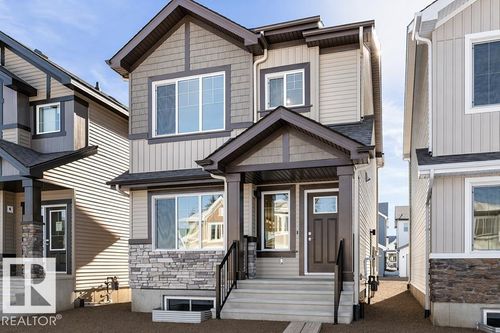 20711 43 Ave Nw, Edmonton, AB, T6M3E3 | Card Image