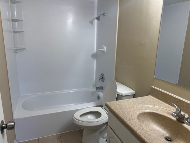1608 - 18063 Live Oak Ct, Condo with 2 bedrooms, 2 bathrooms and 2 parking in Tinley Park IL | Image 16