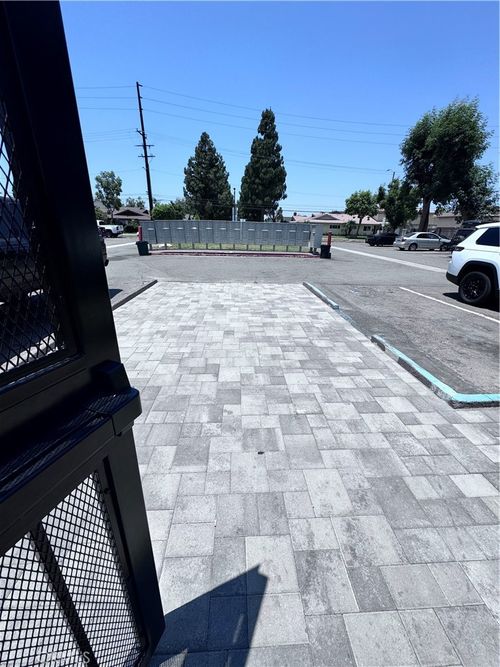 unit-h13-2521 W Sunflower Ave, Santa Ana, CA, 92704-8511 | Card Image