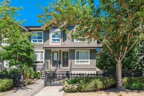 66-21867 50 Ave, Langley, BC, V3A3T2 | Card Image