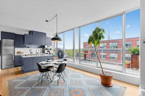 602-301 Markham Street, Toronto, ON, M6J3X2 | Card Image