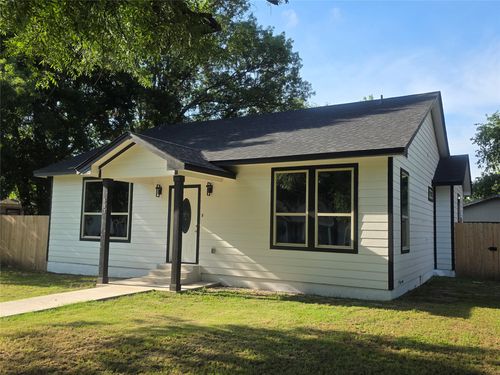 503 W Elm St, Olney, TX, 76374-1700 | Card Image
