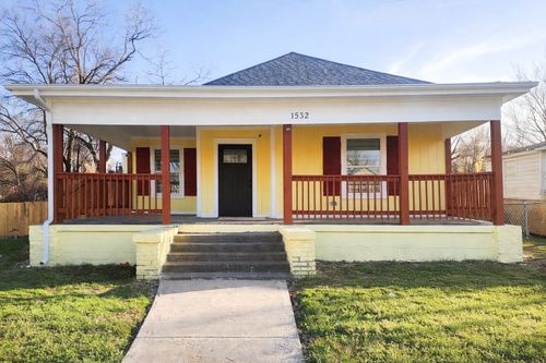 1532 E Myrtle St, Fort Worth, TX, 76104-5764 | Card Image