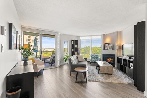 506-1135 Quayside Dr, New Westminster, BC, V3M6J4 | Card Image