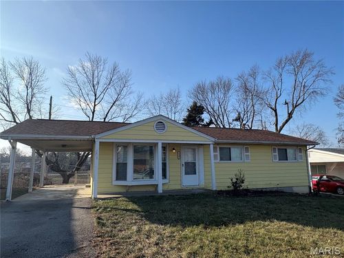 3337 Clemens Dr, Saint Charles, MO, 63301-4400 | Card Image