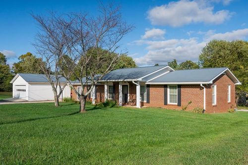 860 Shady Ln, Cookeville, TN, 38501-3846 | Card Image