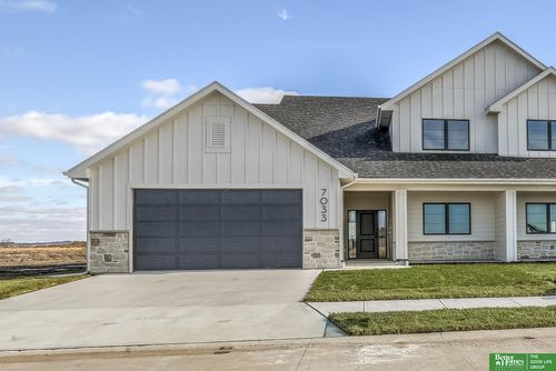 7033 N 276th Ct, Valley, NE, 68064 | Card Image