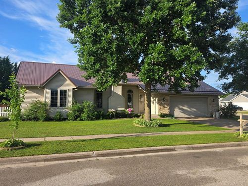 735 Daffodil Street, WEST SALEM, WI, 54669 | Card Image