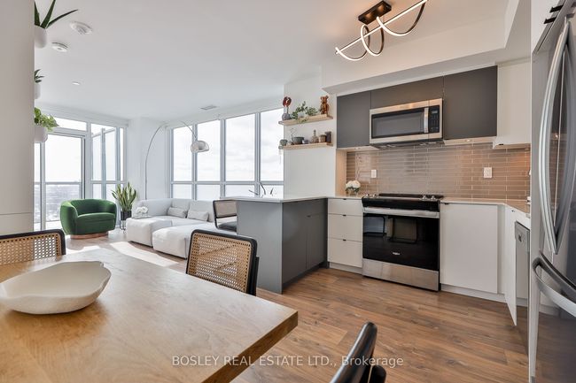 2109 - 1461 Lawrence Ave W, Condo with 3 bedrooms, 3 bathrooms and null parking in Toronto ON | Image 10