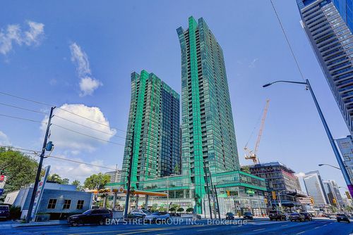 3209-11 Bogert Ave, North York, ON, M2N0H4 | Card Image