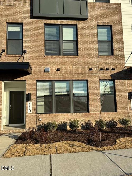 110-600 Hendricks Rd, Cary, NC, 27519 | Card Image